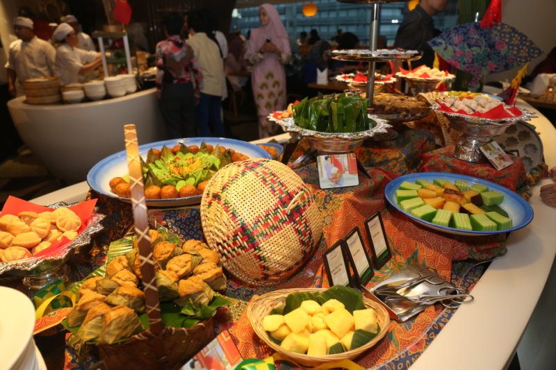 Buffet kinabalu sabaheats meridien The best buffets in Kuala Lumpur for Ramadhan 2018 - Men's Folio Malaysia