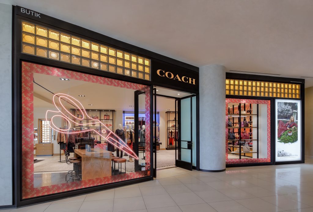 coach store in cerritos mall