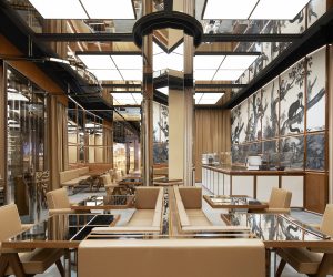 Burberry launches first luxury social store in Shenzhen