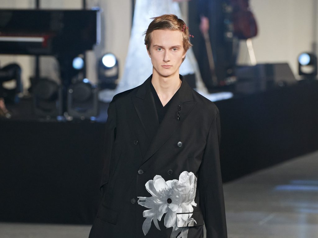 Valentino to present co-ed Men’s and Women’s Spring 2021 show in Milan Valentino to present co-ed Men’s and Women’s Spring 2021 show in Milan