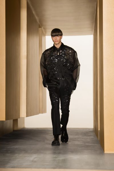 New La Greca monogram bowed at Versace's A/W21 show - Men's Folio Malaysia