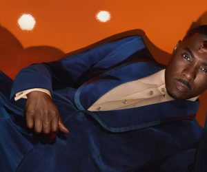 The New Gucci 25H Timepiece Magnetises With Idris Elba