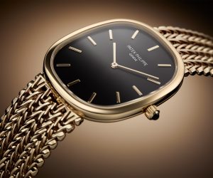 Patek Philippe delights with the Golden Ellipse and World Time