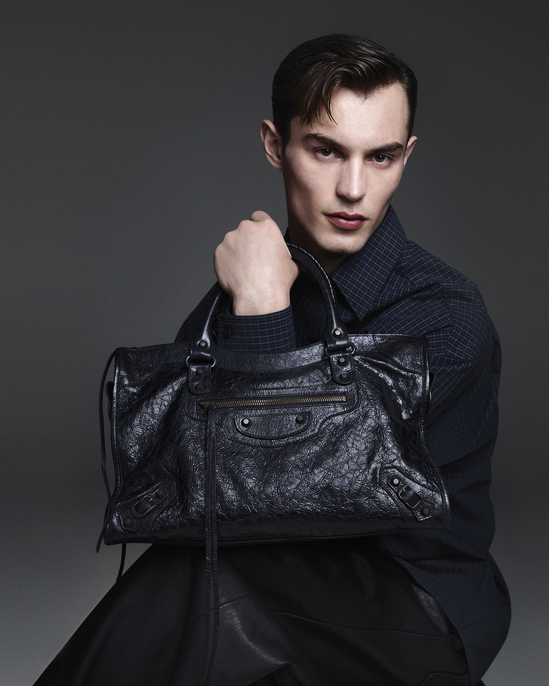 Le City is Balenciaga s answer to It bag Men s Folio Malaysia